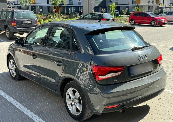 Audi A1 cena 58900 przebieg: 99722, rok produkcji 2018 z Warszawa małe 56
